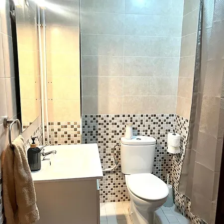 Amplia Y Privada, En A 5 Mnts De La Playa , Apartamento Compartido Apartmán Vigo